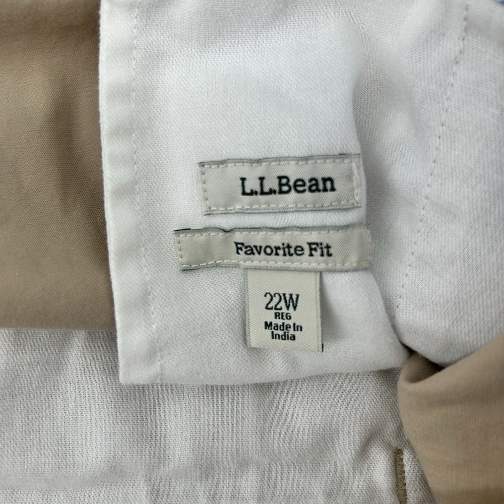 LL Bean Favorite Fit Shorts Womens 22W Khaki Bermuda Chino Momcore Americana - Picture 5 of 9